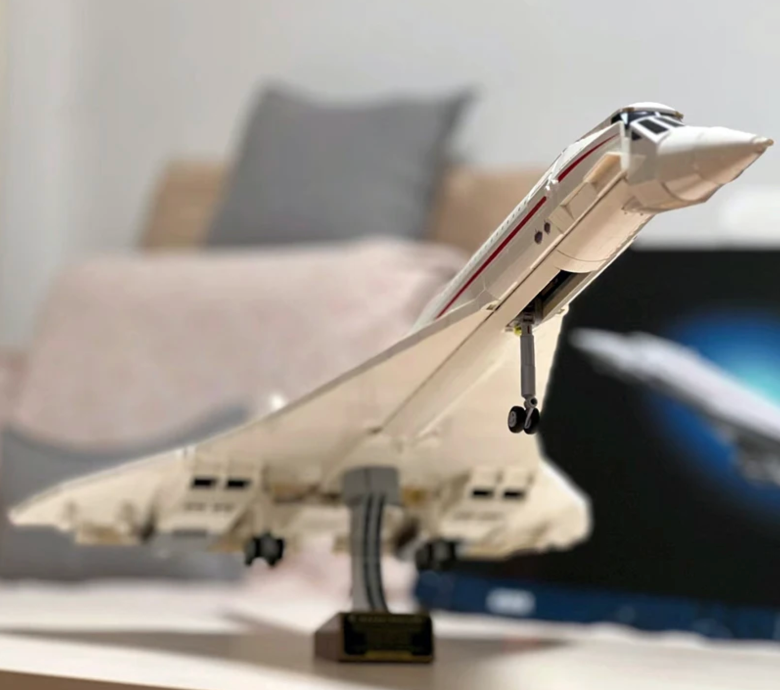 Concorde toy sales