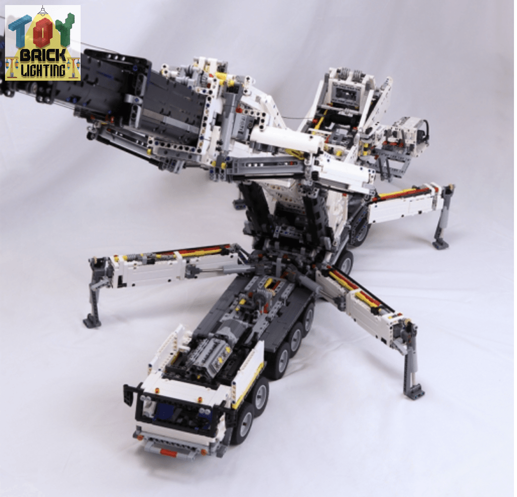 Remote Control Liebherr LTM-11200 Mobile Crane w/ 2.5m Arm Technical Powered MOC Brick Set - Toy Brick Lighting