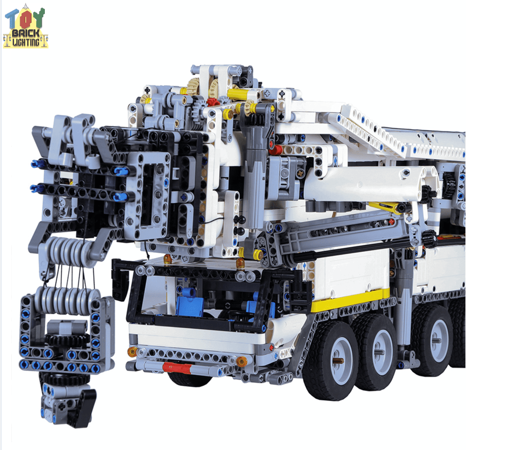 Remote Control Liebherr LTM-11200 Mobile Crane w/ 2.5m Arm Technical Powered MOC Brick Set - Toy Brick Lighting