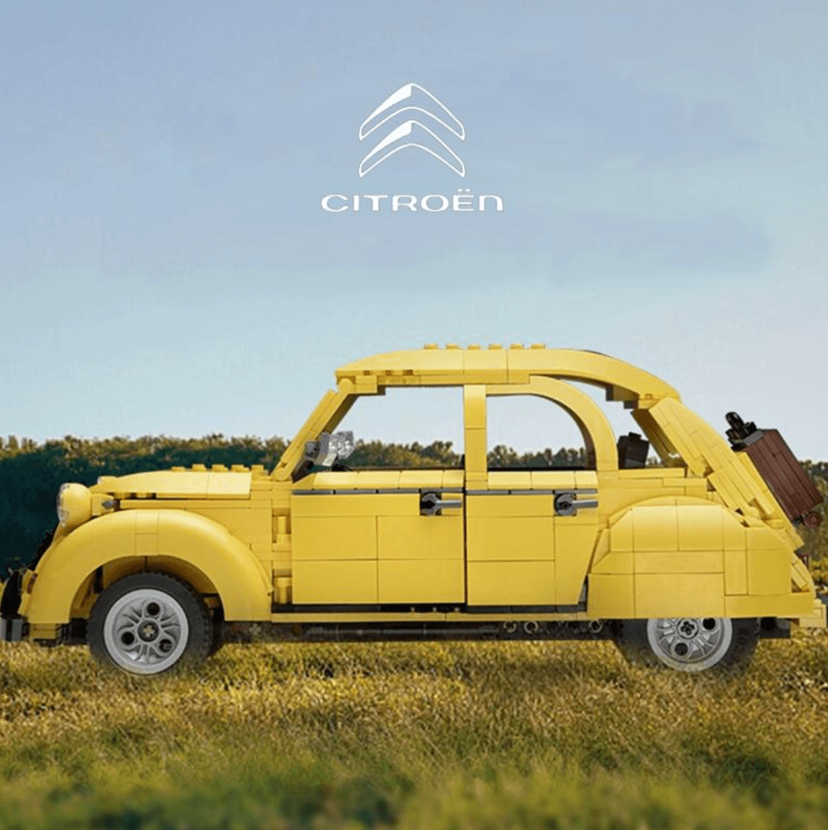 Remote Controlled Citroen 2CV Technical Powered MOC Brick Set